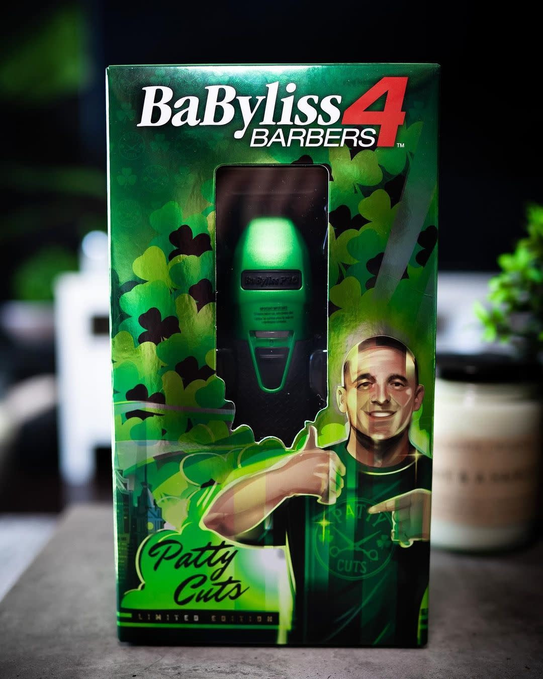 Cordless metal Skeleton Trimmer FX787GI Patty Cuts Influencer Edition - Black & Green
