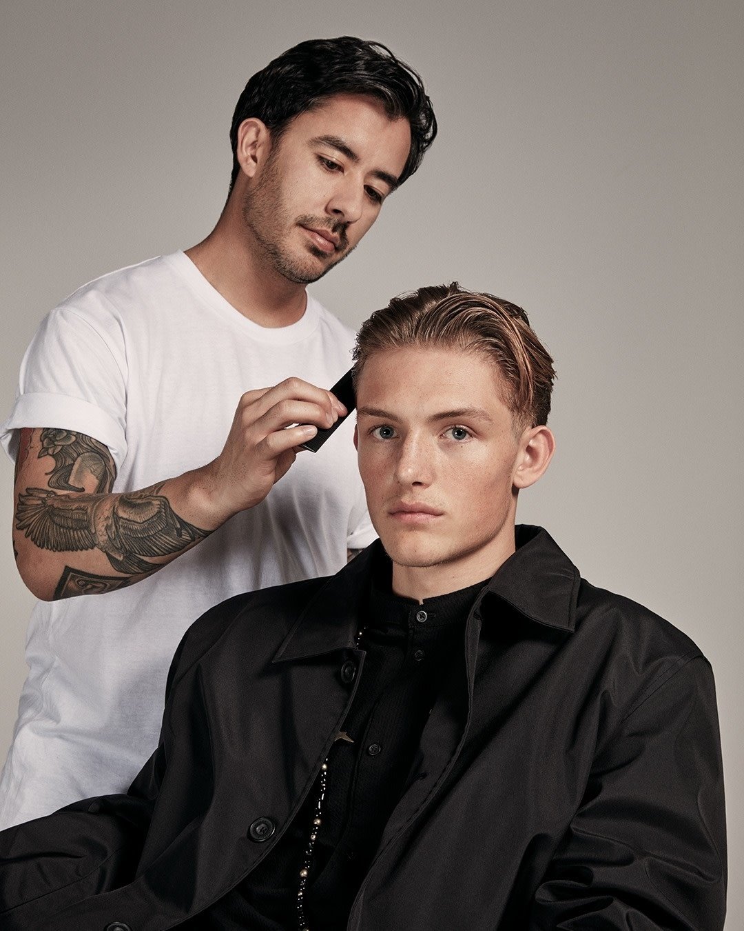 Vaporisateur embellisseur "Grooming Spray" Tenue légère, fini naturel (200ml/6.76oz)