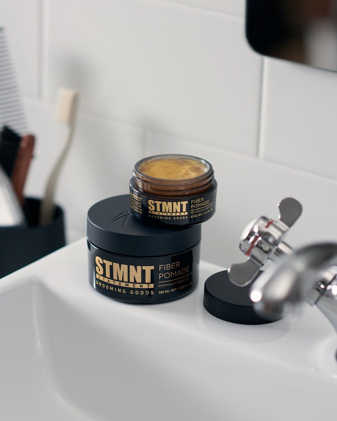 Pâte fibreuse "Fiber Pomade" - Tenue forte, fini semi-mat (100ml/3.38oz)