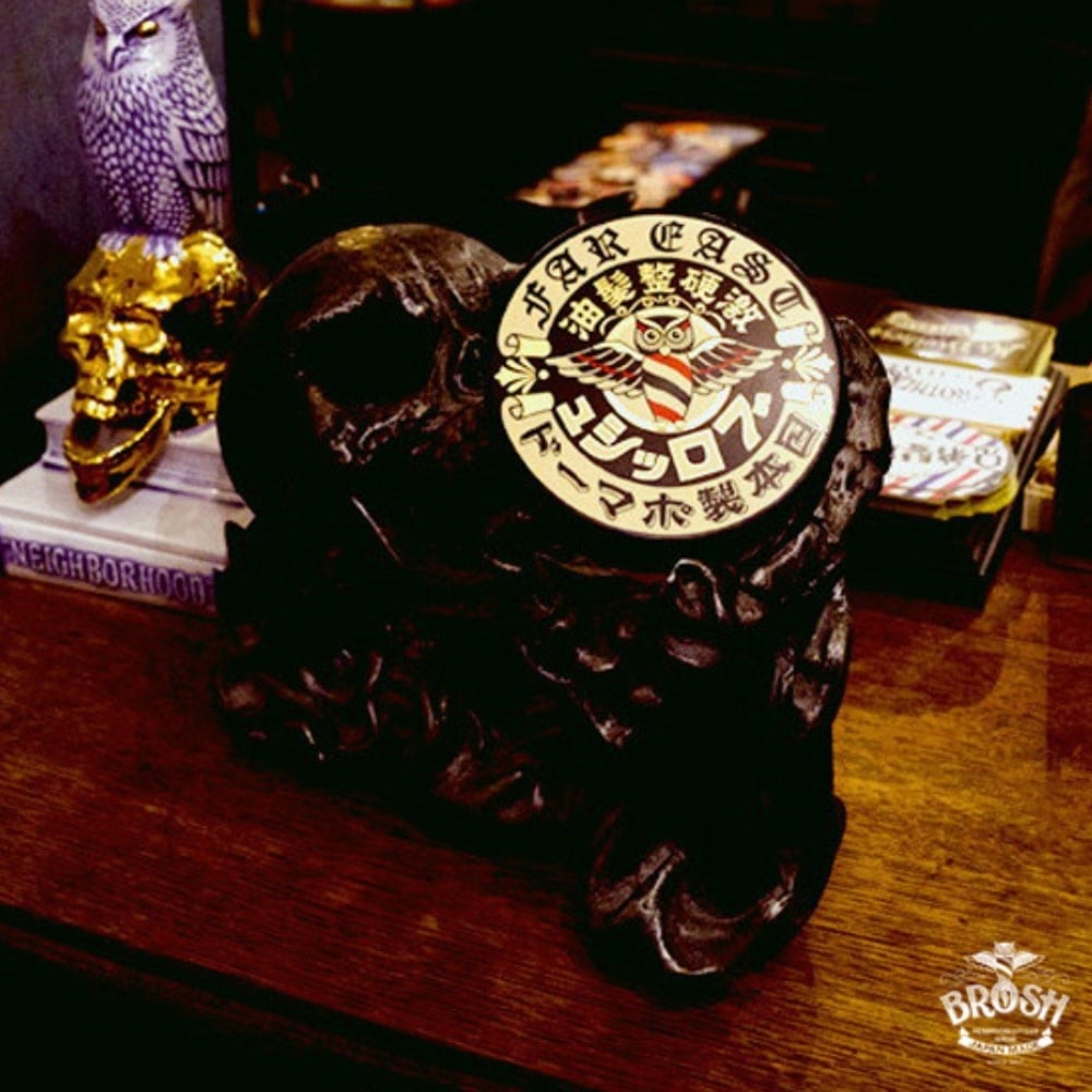 Pommade solide "Far East Hard" - Tenue forte, brillance moyenne