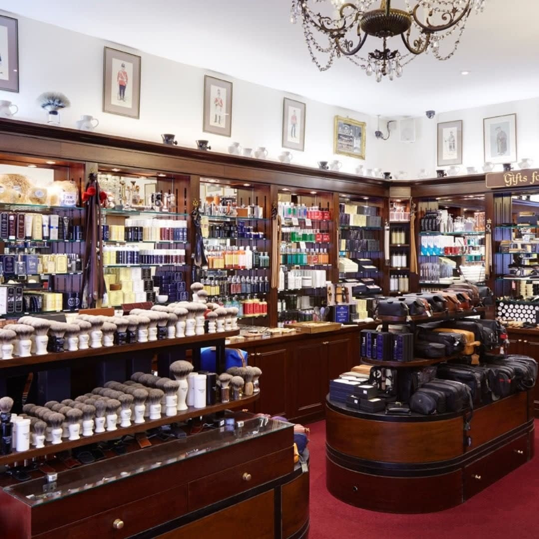 Après-rasage Bay Rum "Traditionally Blended for the Discerning Gentleman" (150ml/5.0oz)