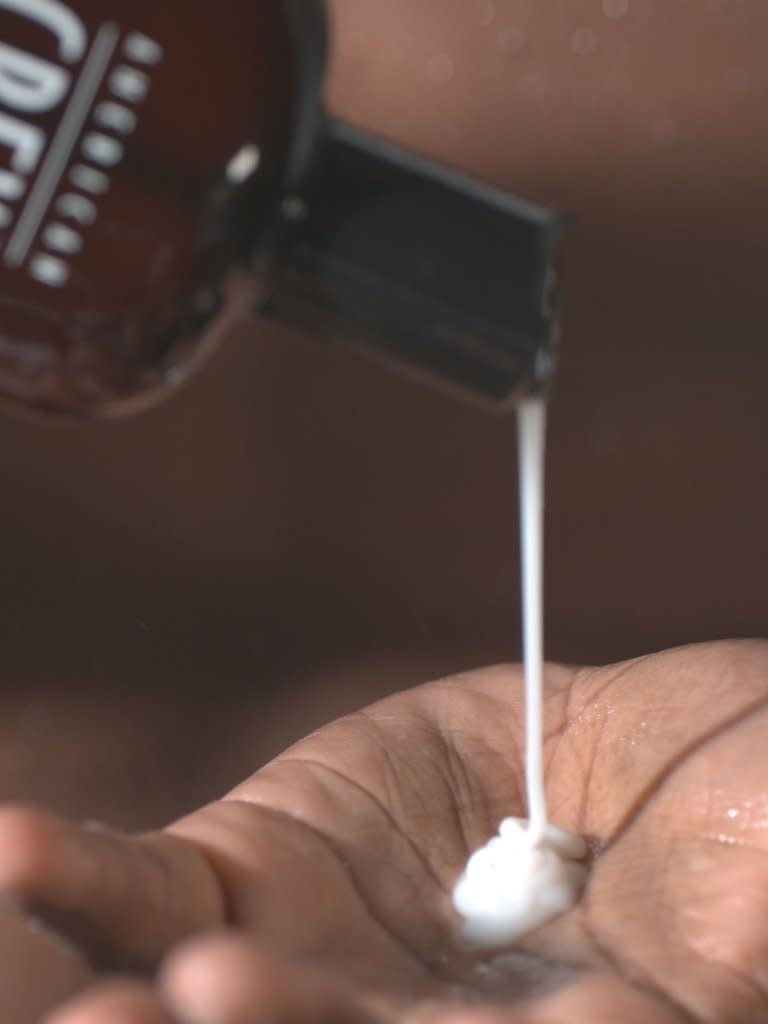 American Crew - Shampoing hydratant en profondeur "Daily Deep Moisturizing Shampoo" - Pour cheveux normaux à secs