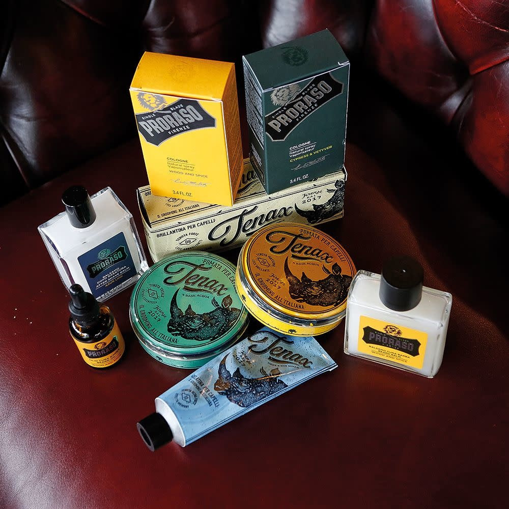 Pommade 08 cire a base d'eau - Tenue extra forte brillance élevée