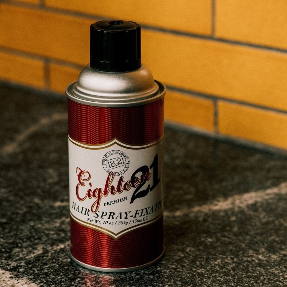 18.21 Man Made - Vaporisateur de fixation "Sweet Tobacco Premium Hair Spray" - Tenue flexible, brilliance légère