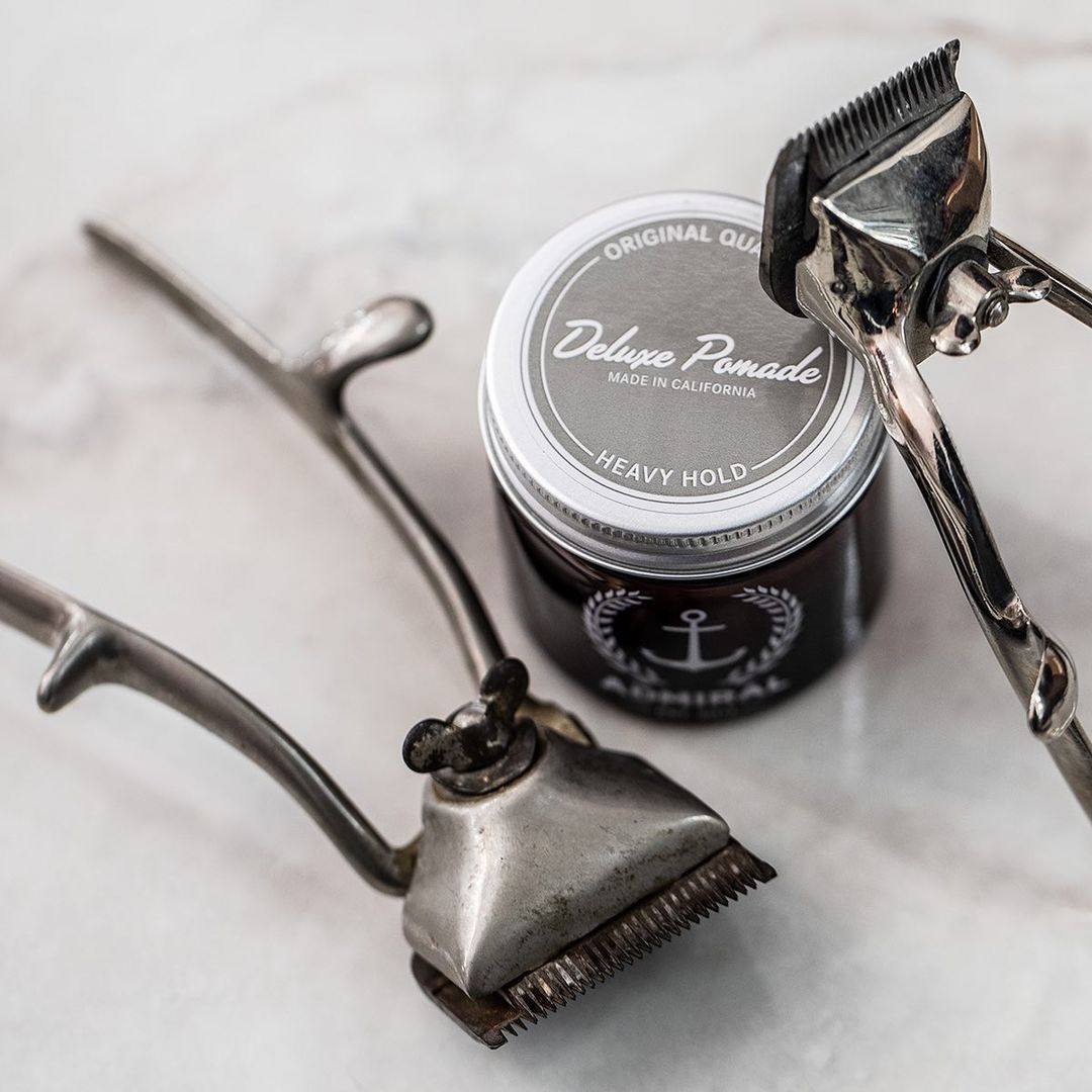 Pommade "Deluxe Pomade" Sans paraben - Pour tous types de cheveux - Tenue extra forte et brillance moyenne (118ml/4.0oz)