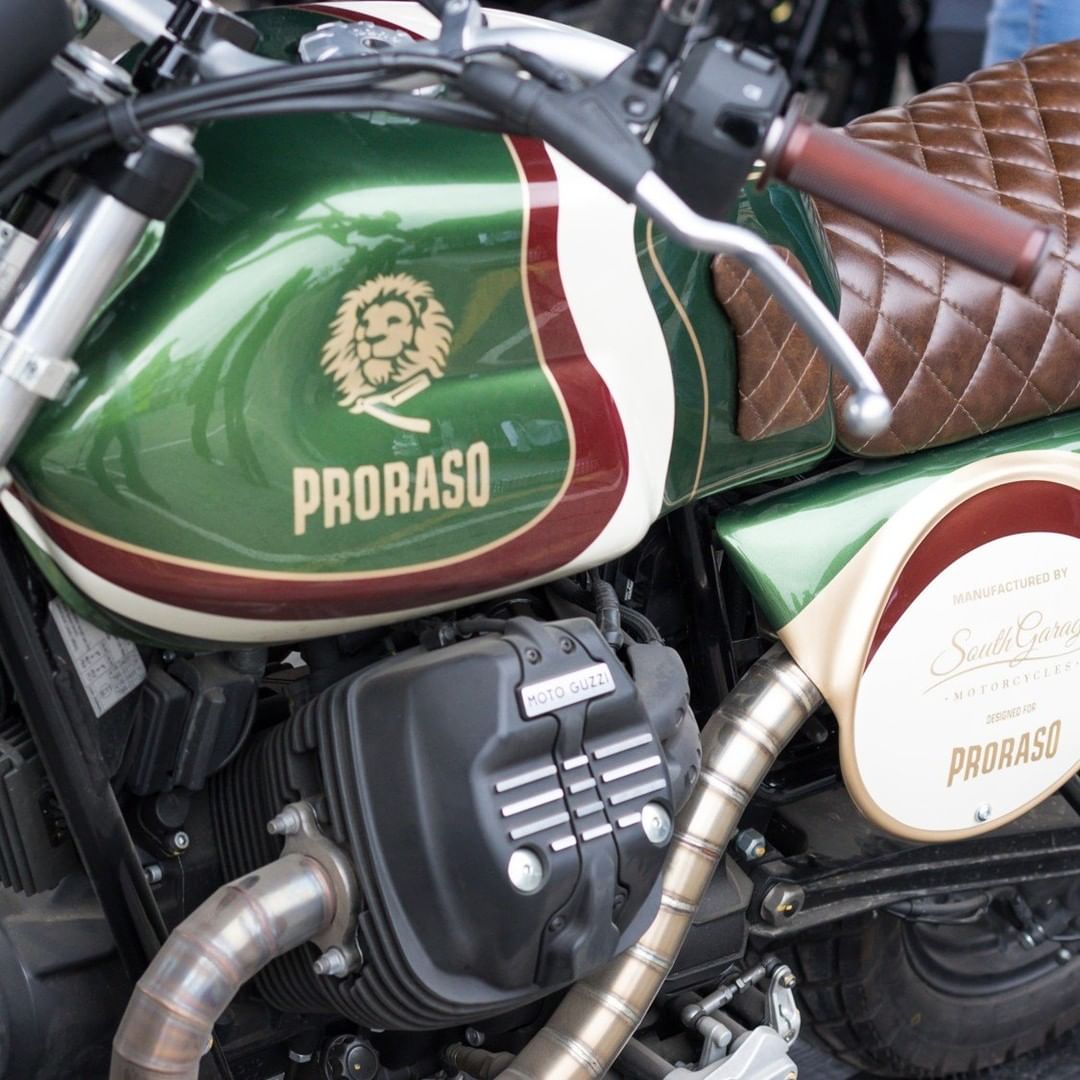 Lotion après-rasage à l'huile d'eucalyptus et au menthol (100ml/3.4oz)