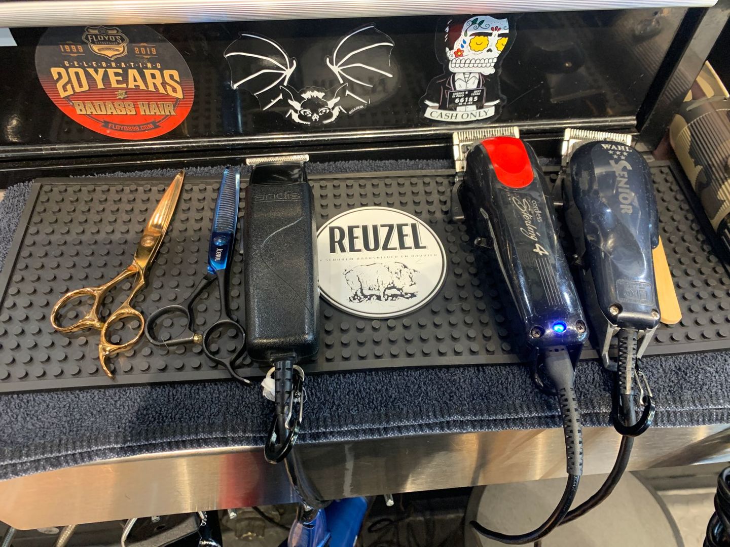 Silicone Classic Logo Small Station Mat (43.4 cm/17.1" x 15.5cm/6.1")