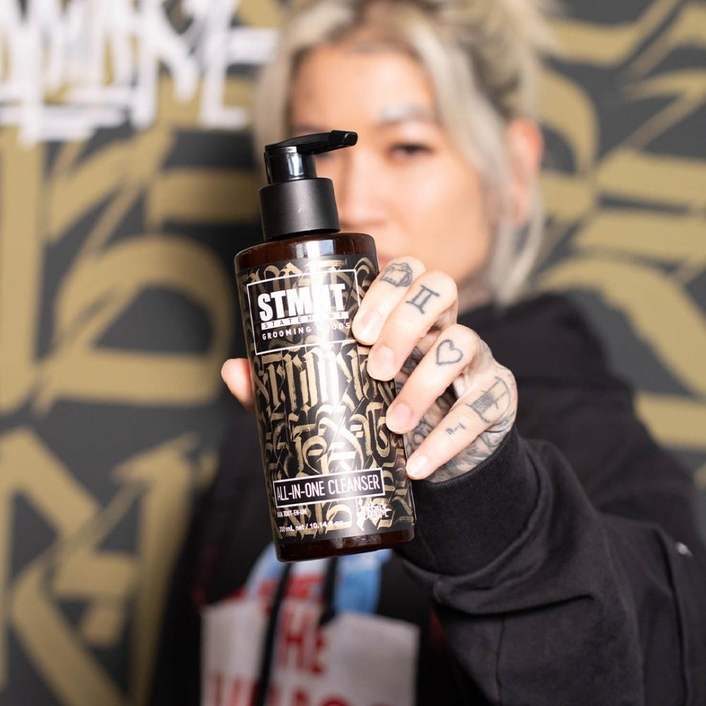 All-In-One Cleanser Limited Artist Edition by Defer - Clean everything (300ml/10.14oz)