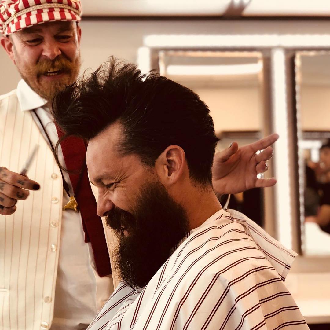 Cape de barbier "Super Barber Cape" (94cm/37" x 127cm/63") - Blanc