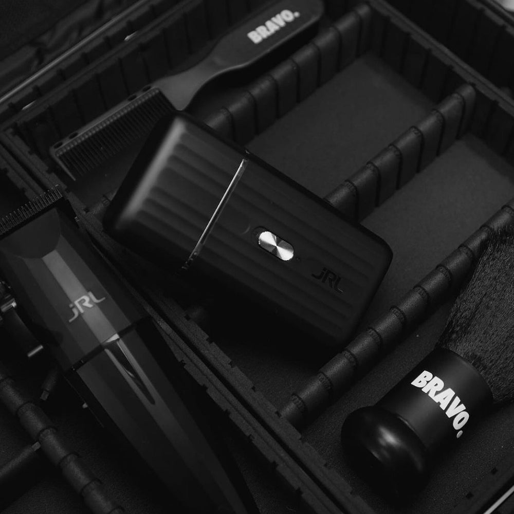 Rasoir avec ou sans fil "Onyx SF SH2301 Pro-Shaver" avec moteur haute puissance de 8000 tr/min  - Noir