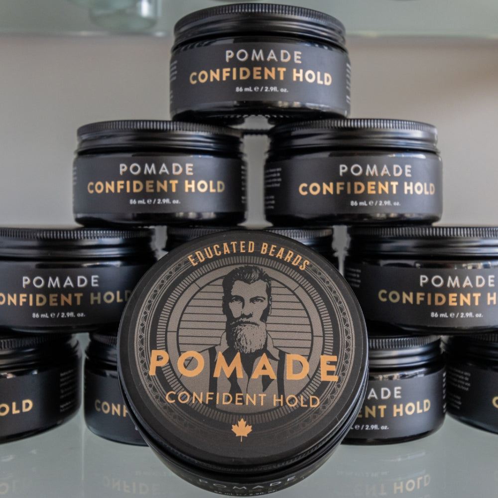 Pommade "Confident Hold Pomade" - Tenue forte, remaniable, fini naturel (86ml/2.9oz)