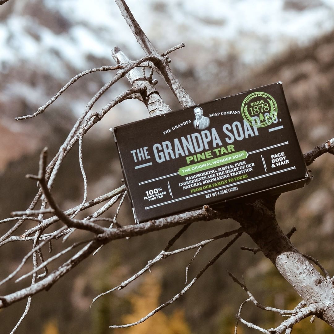 Barre de savon "The Original Wonder Soap Pine Tar" - Corps, visage et cheveux (120g/4.25oz)