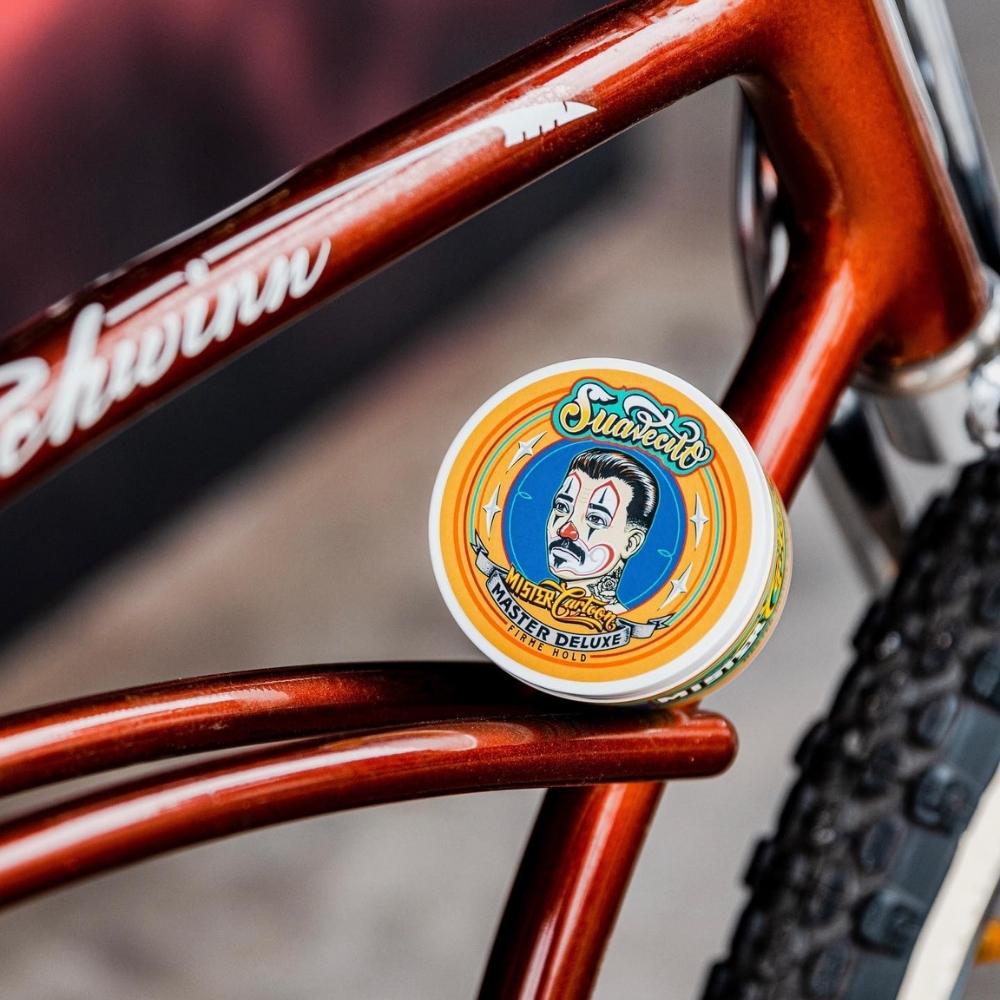 Suavecito X Mister Cartoon - Pommade "Firme Strong Hold" Édition "Master Deluxe Scent" - Tenue extra forte brillance moyenne (118.3ml/4.0oz)