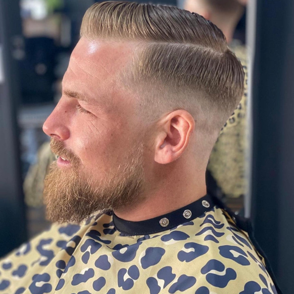 Cape de barbier "Leopard" col en lycra extensible et fermetures à boutons-pression (140cm/55" x 160cm/63") - Noir et beige