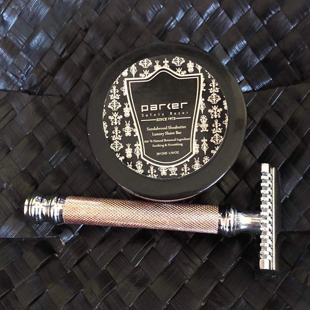 Travel Shave Soap - Sandalwood and Shea Butter (50g/1.76oz)