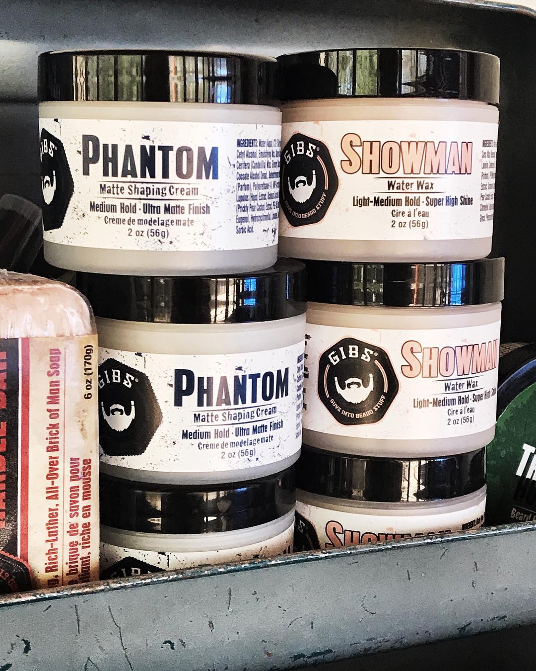 Cire à base d'eau "Showman" - Tenue légère à moyenne, Fini ultra brillant (56g/2.0oz)