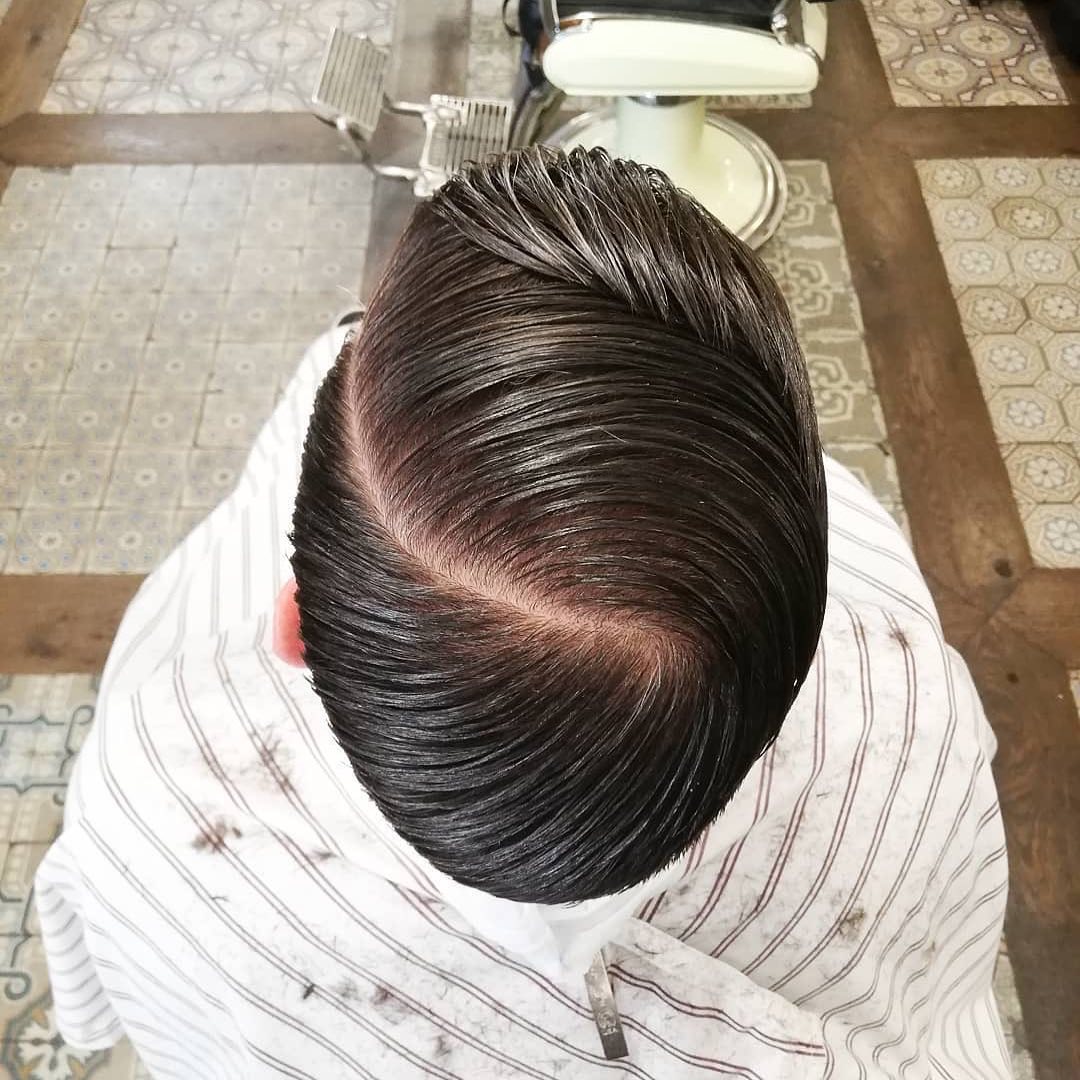 Cape de barbier "Super Barber Cape" (94cm/37" x 127cm/63") - Blanc