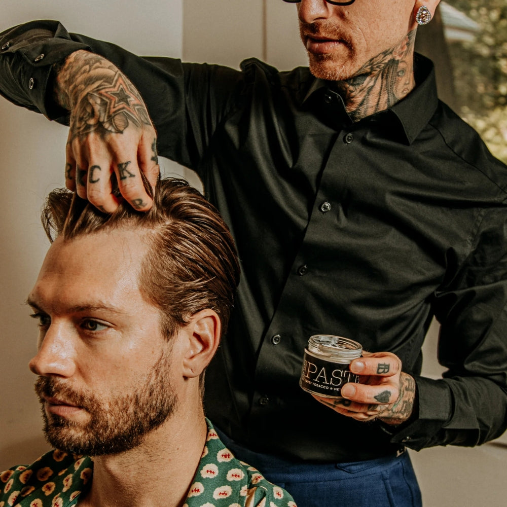 18.21 Man Made - Pâte coiffante "Sweet Tobacco Hair Paste" - Tenue légère, brillance moyenne (56.7g/2.0oz)