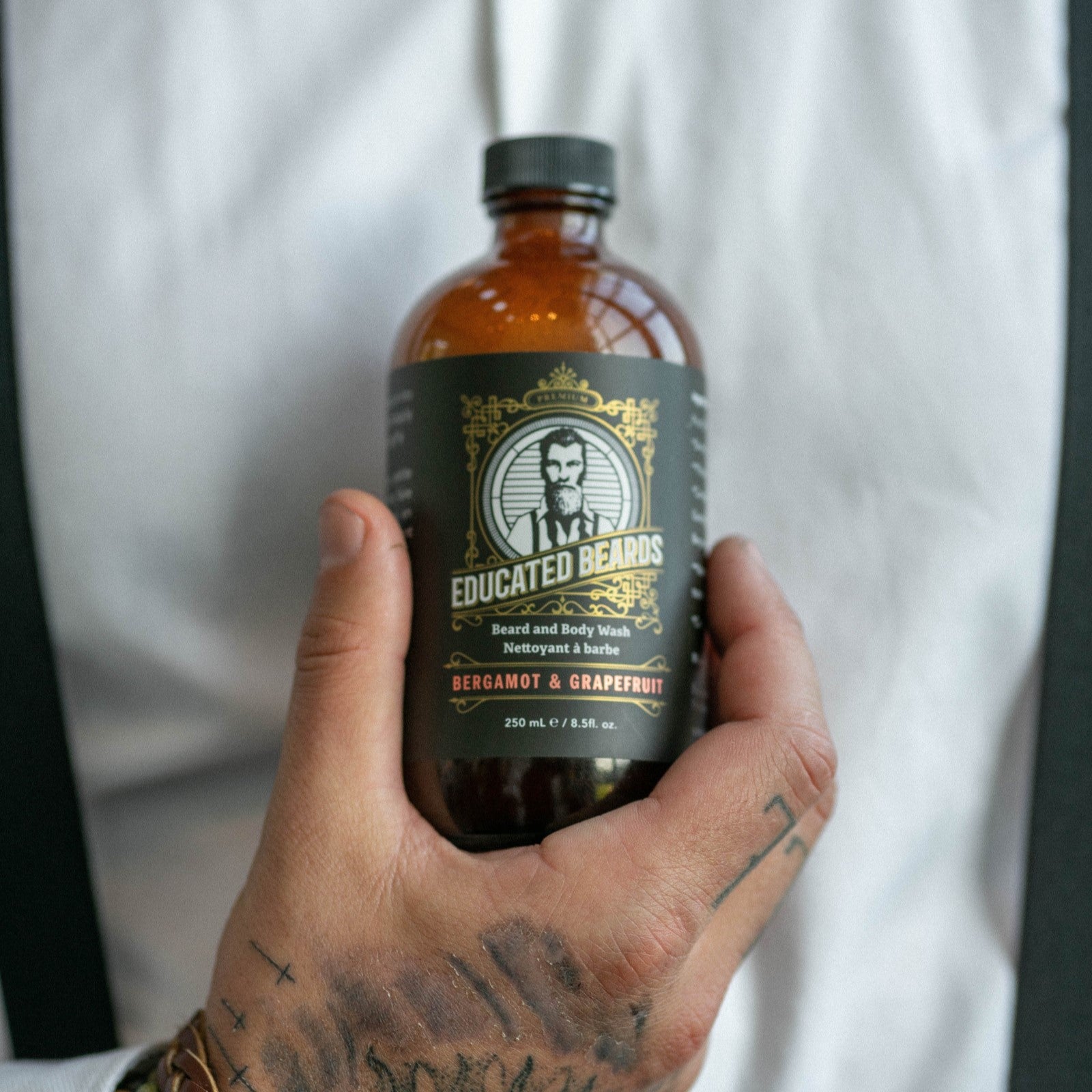 Nettoyant à barbe "Bergamot & Grapefruit" (250ml/8.5oz)