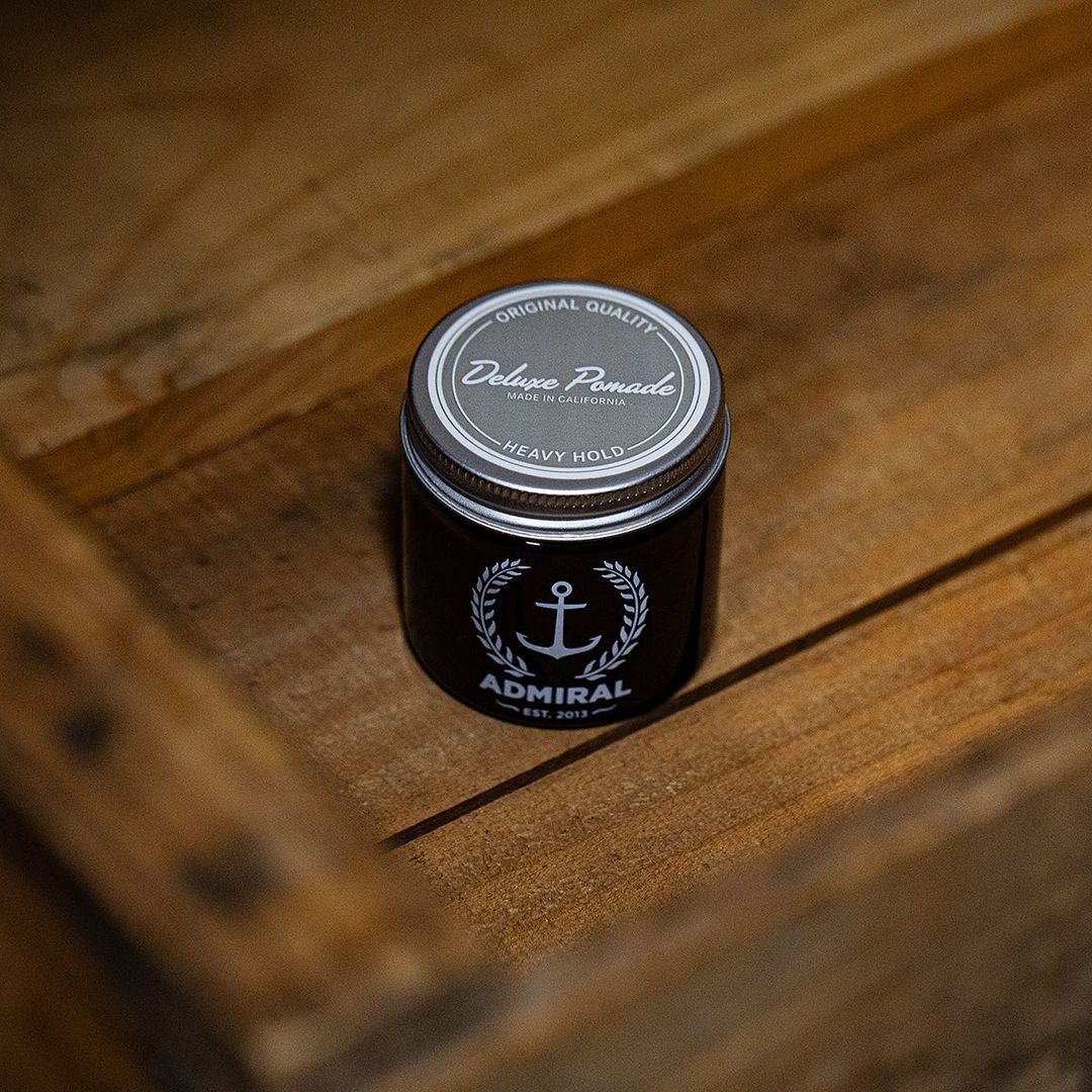 Pommade "Deluxe Pomade" Sans paraben - Pour tous types de cheveux - Tenue extra forte et brillance moyenne (118ml/4.0oz)