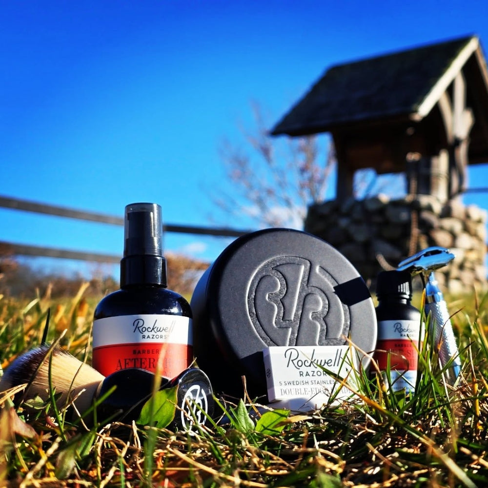 Savon à raser dans un bol en bois noir - Barbershop Scent (113g/4.0oz)