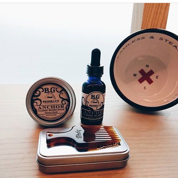 Peigne pick à barbe 1,5mm d'espacement (74mm/2.91") - Ambre