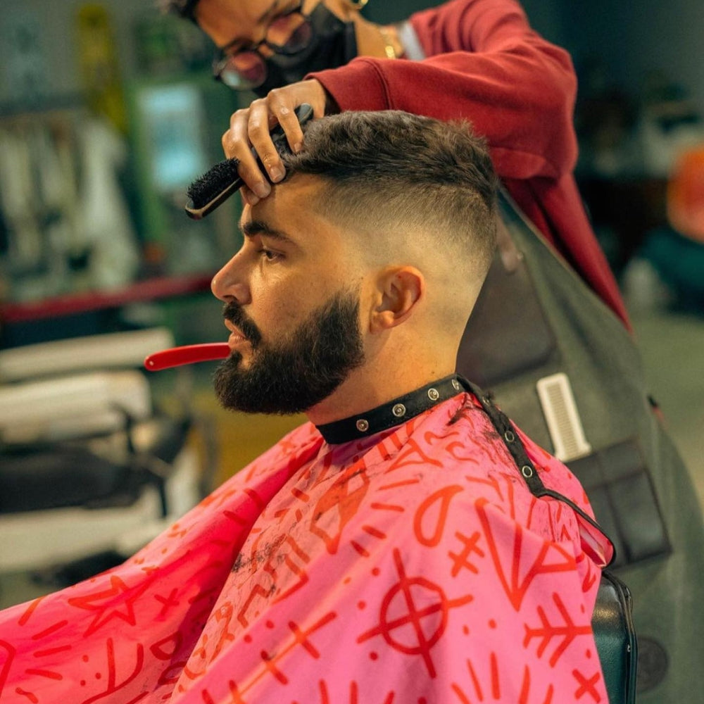 Cape Gang - Cape de barbier "Pink Prison Style" col en lycra extensible et fermetures à boutons-pression (140cm/55" x 160cm/63") - Vert