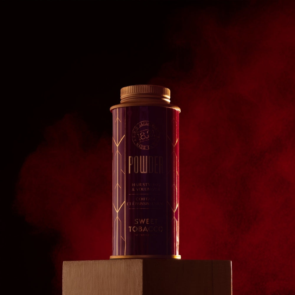 18.21 Man Made - Poudre coiffante et épaississante "Sweet Tobacco Powder" (8g/0.28oz)