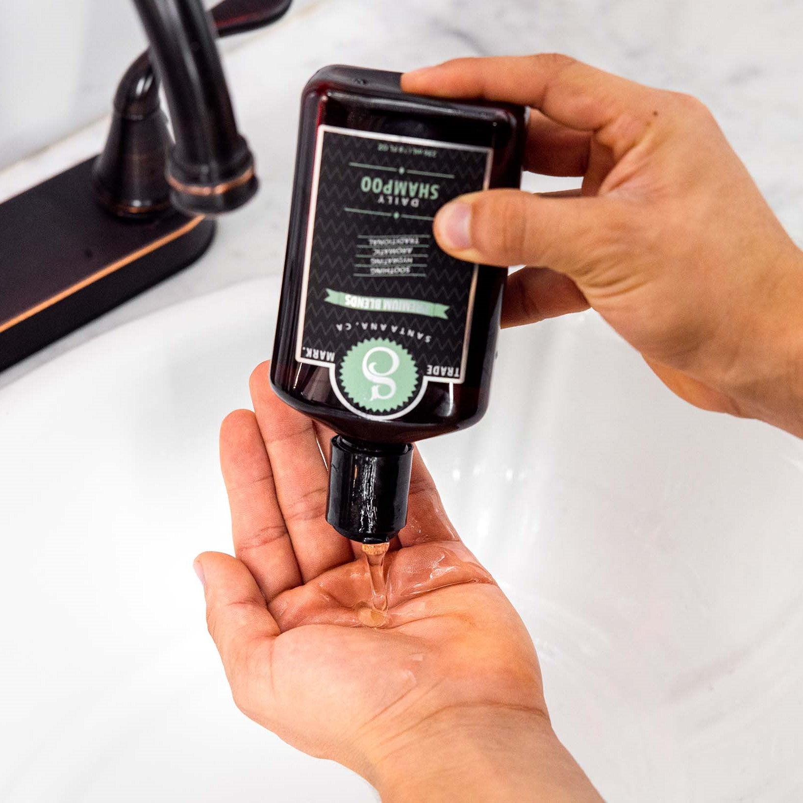 Shampoing quotidien "Premium Blends" (236ml/8.0oz)