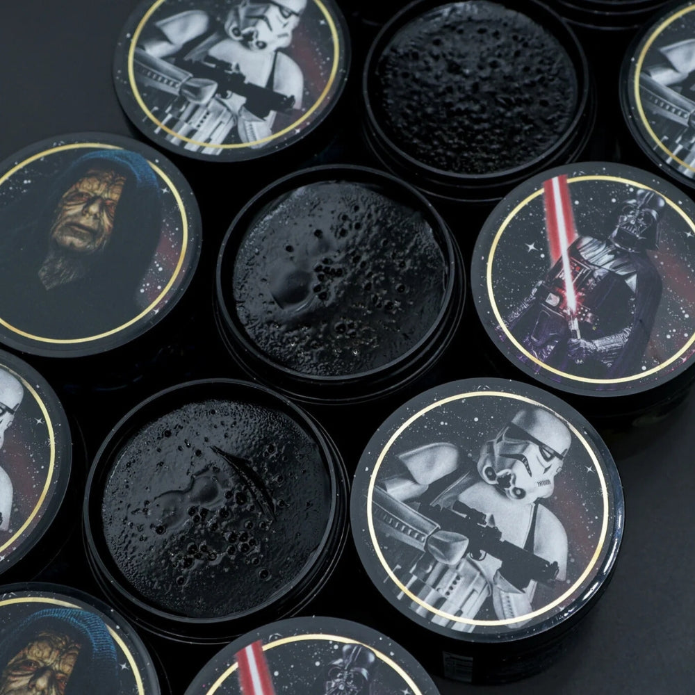 X Star Wars - Pommade d'argile "Matte Pomade" Édition Emperor Palpatine Dark Side - Tenue moyenne, fini mat (113ml/4.0oz)