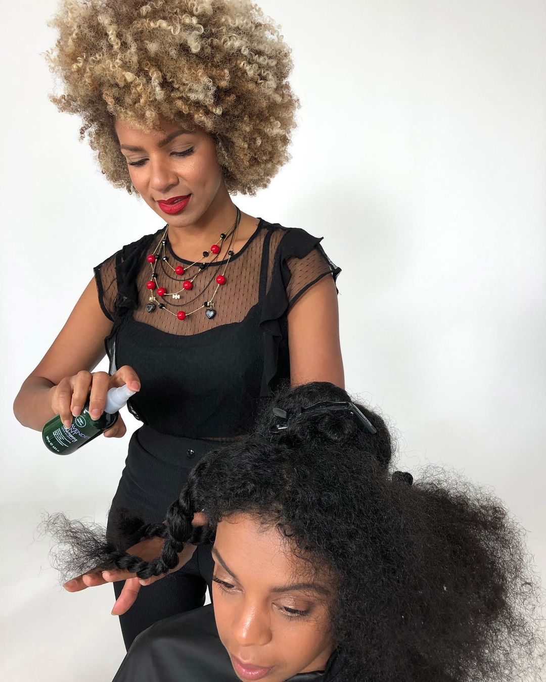 Revitalisant nourrissant sans rinçage "Lavender Mint" - Adoucit et lisse (200ml/6.8oz)